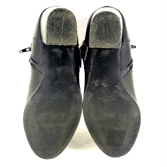 Apt. 9 Advisor Black Vegan Leather, Side Zip, Almond Toe, Bootie. Women's 7.5M - Picture 12 of 12